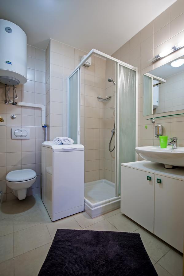Apartment Campanile Ровин Екстериор снимка